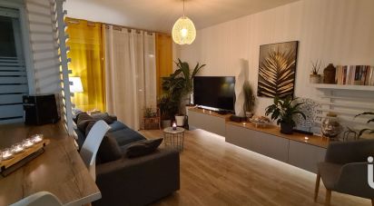 Appartement 4 pièces de 77 m² à Les Ulis (91940)