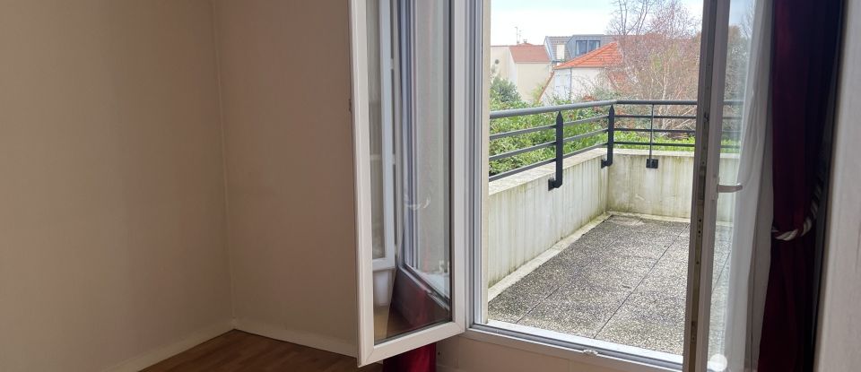 Apartment 6 rooms of 133 m² in La Garenne-Colombes (92250)