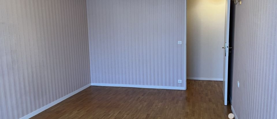 Apartment 6 rooms of 133 m² in La Garenne-Colombes (92250)