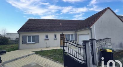 Pavillon 5 pièces de 104 m² à Fleury-les-Aubrais (45400)