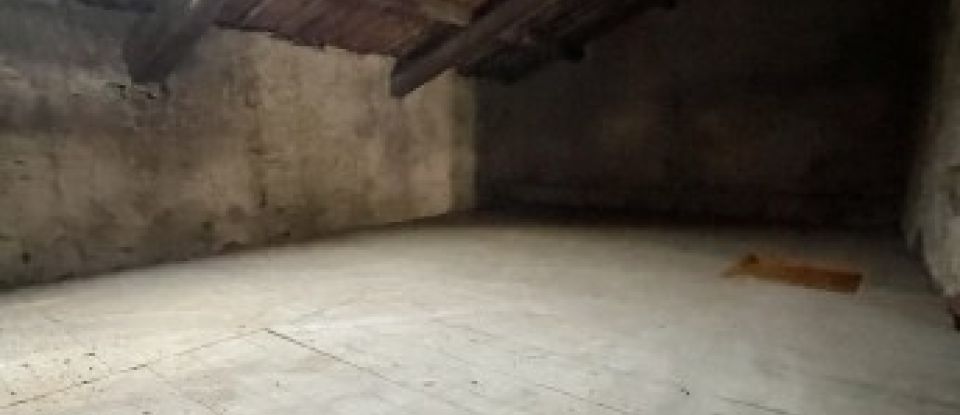 Barn conversion 5 rooms of 135 m² in Capestang (34310)