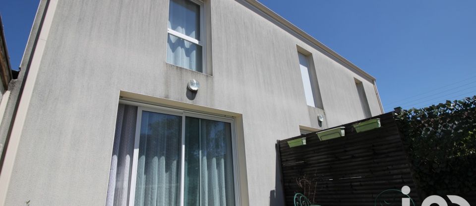 Town house 3 rooms of 65 m² in Niort (79000)