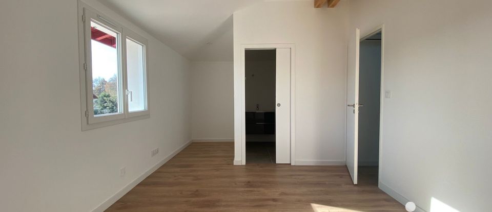 Maison 4 pièces de 93 m² à Ustaritz (64480)