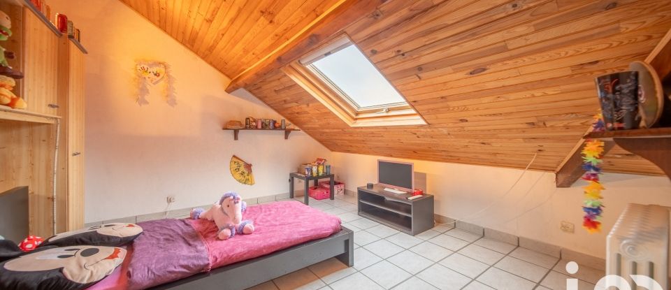 Maison 5 pièces de 95 m² à Angevillers (57440)