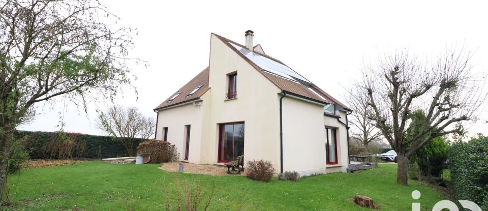 Maison traditionnelle 8 pièces de 159 m² à Magny-les-Hameaux (78114)