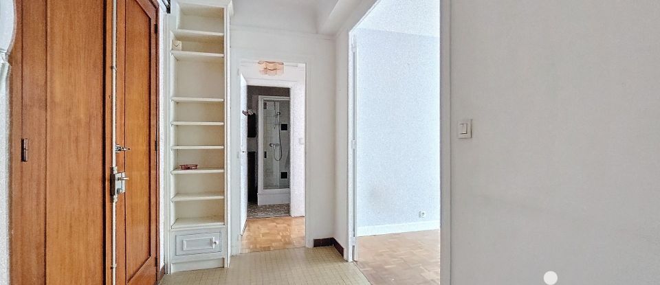 Appartement 2 pièces de 53 m² à Vichy (03200)