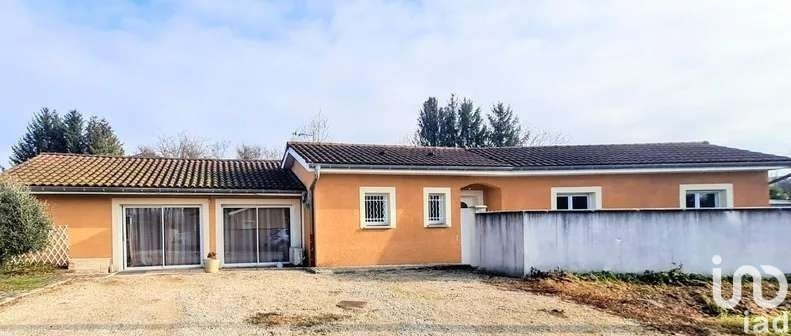 Maison 3 pièces de 93 m² à Reyrieux (01600)