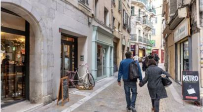 Retail property of 50 m² in Toulon (83000)