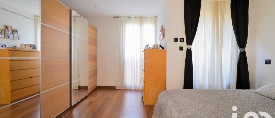 Appartement 3 pièces de 61 m² à Marseille (13010)