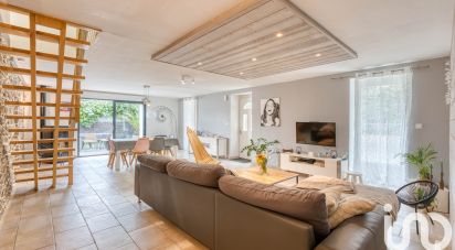 Maison 9 pièces de 203 m² à Boufféré (85600)