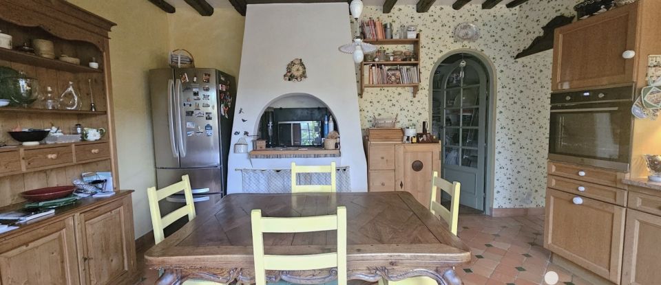 Country house 10 rooms of 300 m² in Faverolles (28210)