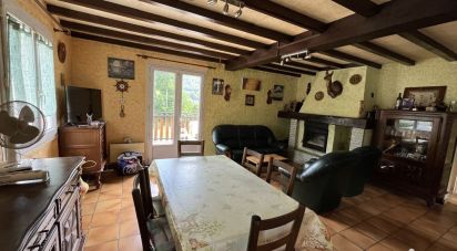 House 7 rooms of 125 m² in Unac (09250)