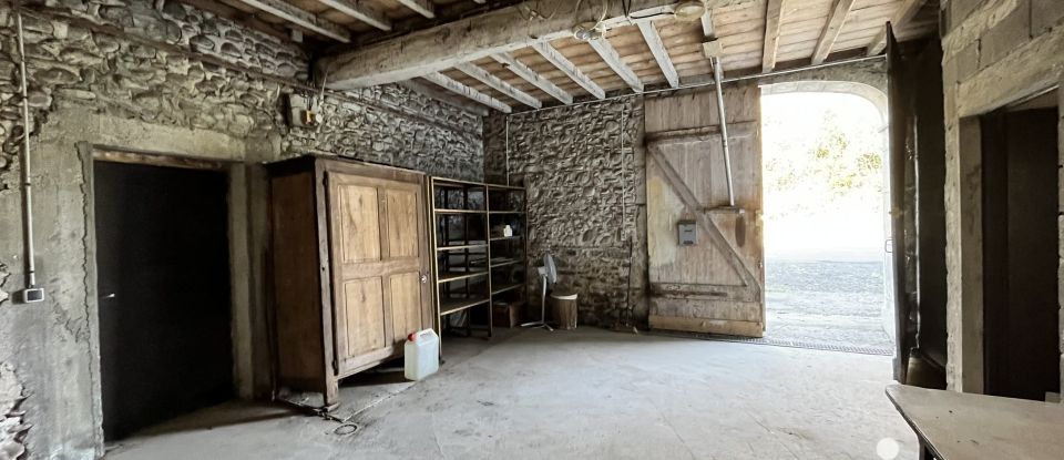 Maison de campagne 9 pièces de 249 m² à Aramits (64570)