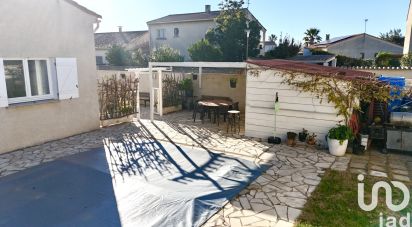 House 5 rooms of 135 m² in Vias (34450)