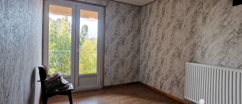 Maison 5 pièces de 108 m² à Saint-Juéry (81160)