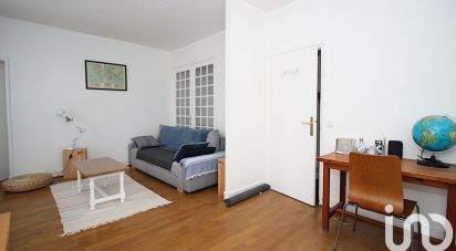 Appartement 2 pièces de 43 m² à Paris (75017)