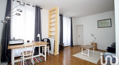 Appartement 2 pièces de 43 m² à Paris (75017)