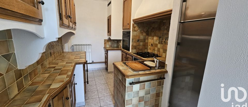 Appartement 4 pièces de 71 m² à Carpentras (84200)