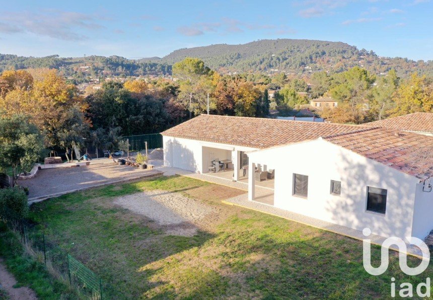 Maison traditionnelle 7 pièces de 134 m² à Le Cannet-des-Maures (83340)