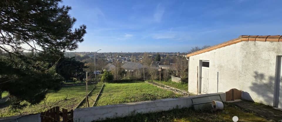 House 4 rooms of 100 m² in Thouars (79100)