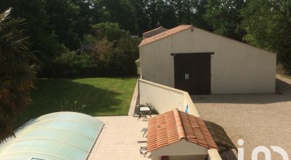 Maison de campagne 6 pièces de 185 m² à Le Fenouiller (85800)