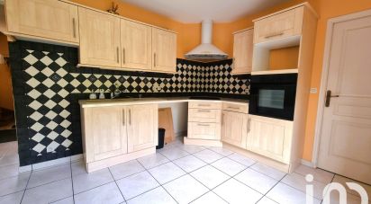 House 6 rooms of 130 m² in Maintenon (28130)