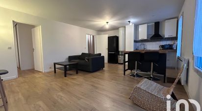 Apartment 3 rooms of 53 m² in Sainte-Geneviève-des-Bois (91700)