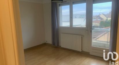 Apartment 2 rooms of 43 m² in Viry-Châtillon (91170)