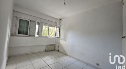 Appartement 3 pièces de 52 m² à Marseille (13008)