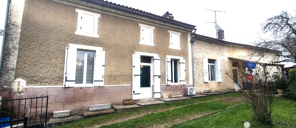 Maison 6 pièces de 245 m² à Gardegan-et-Tourtirac (33350)