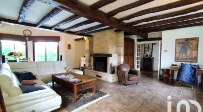 Traditional house 6 rooms of 204 m² in Gimont (32200)