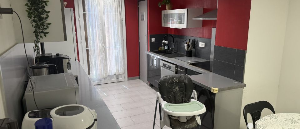 Appartement 5 pièces de 117 m² à Manosque (04100)