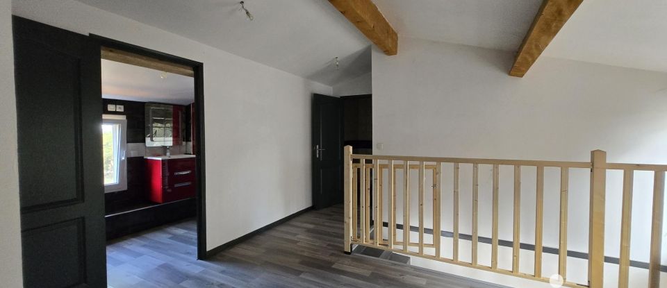 Maison de campagne 5 pièces de 183 m² à Jouques (13490)