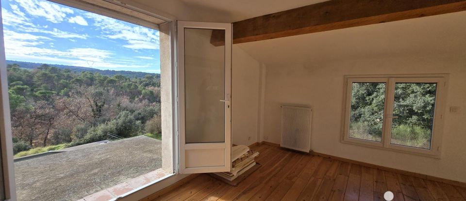 Maison de campagne 5 pièces de 183 m² à Jouques (13490)