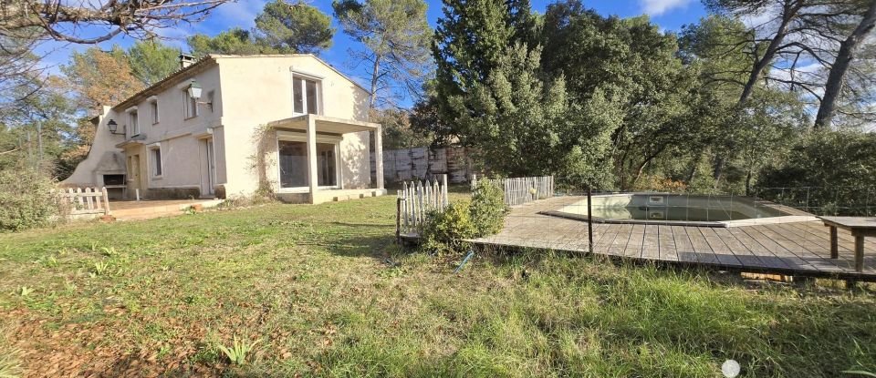 Maison de campagne 5 pièces de 183 m² à Jouques (13490)