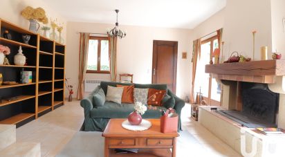 Traditional house 5 rooms of 115 m² in Chevreuse (78460)