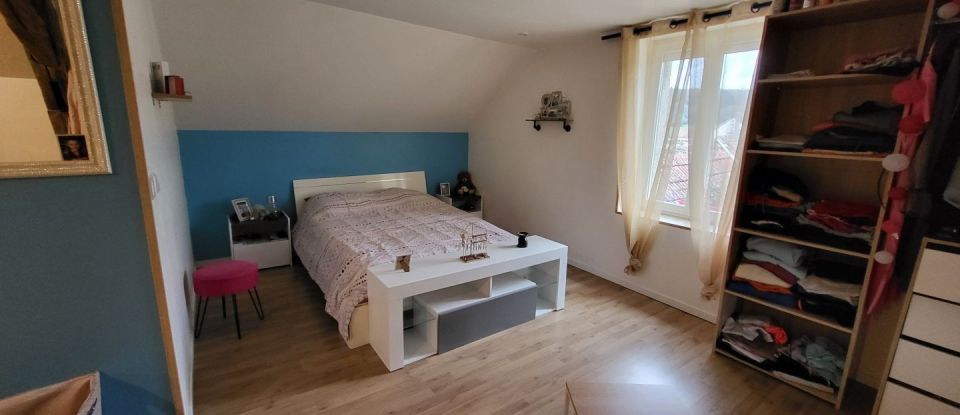 Maison de village 5 pièces de 141 m² à Ancy-le-Franc (89160)