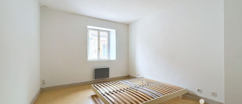 Town house 5 rooms of 95 m² in Cusset (03300)