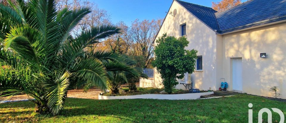 Architect house 9 rooms of 241 m² in Sarzeau (56370)