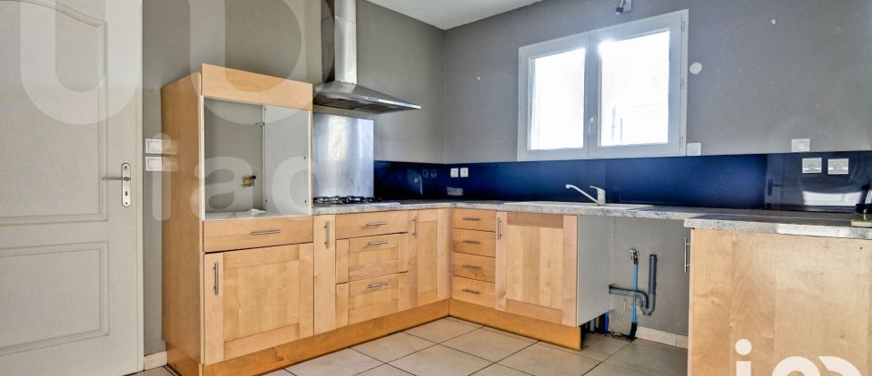 Maison 4 pièces de 88 m² à Gaillan-en-Médoc (33340)