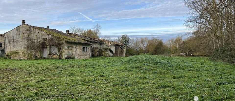 Longère 5 pièces de 350 m² à Brioux-sur-Boutonne (79170)