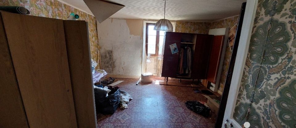 Maison traditionnelle 5 pièces de 126 m² à Bouzic (24250)