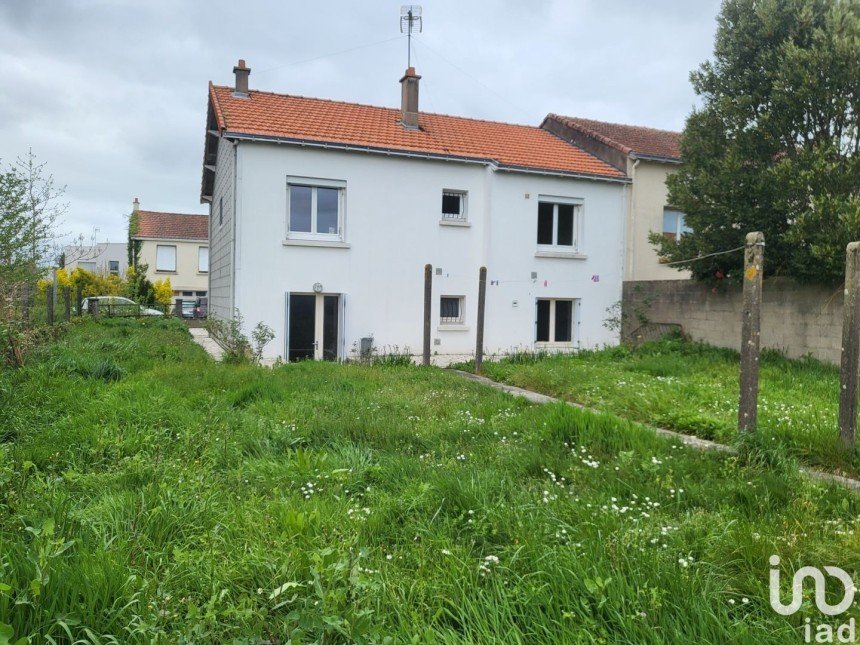 Maison 4 pièces de 75 m² à La Roche-sur-Yon (85000)