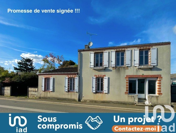 Town house 6 rooms of 124 m² in Touvois (44650)