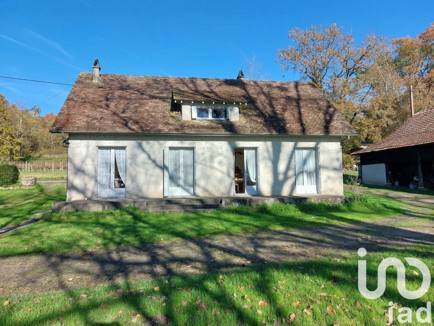 Maison traditionnelle 6 pièces de 130 m² à Le Fleix (24130)