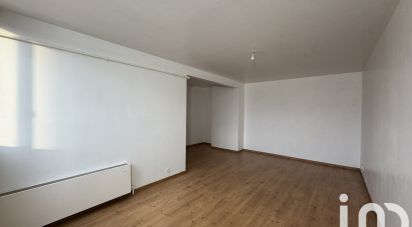 Appartement 3 pièces de 52 m² à Sin-le-Noble (59450)