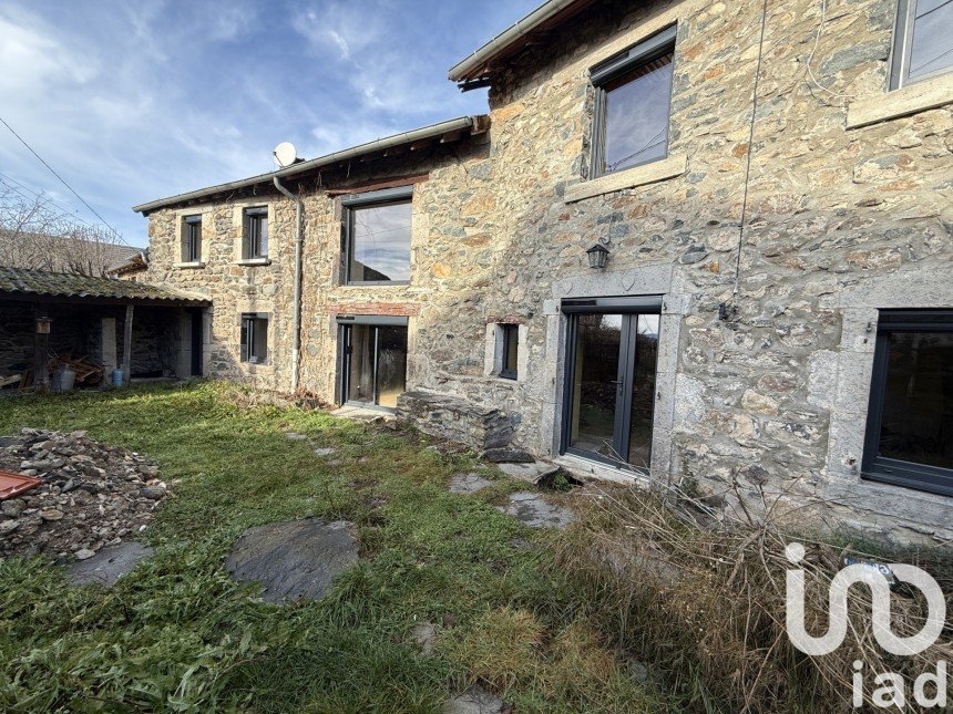 Ferme 6 pièces de 162 m² à Chamalières-sur-Loire (43800)