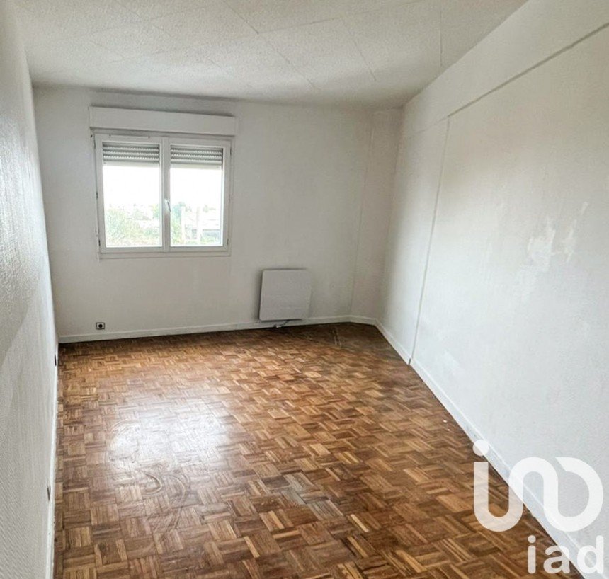 Apartment 2 rooms of 41 m² in Bobigny (93000)