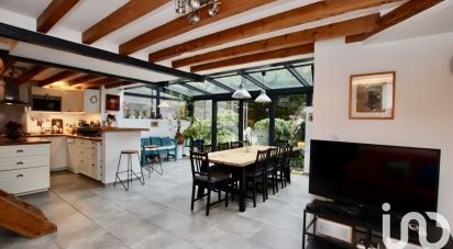 House 7 rooms of 145 m² in Issy-les-Moulineaux (92130)