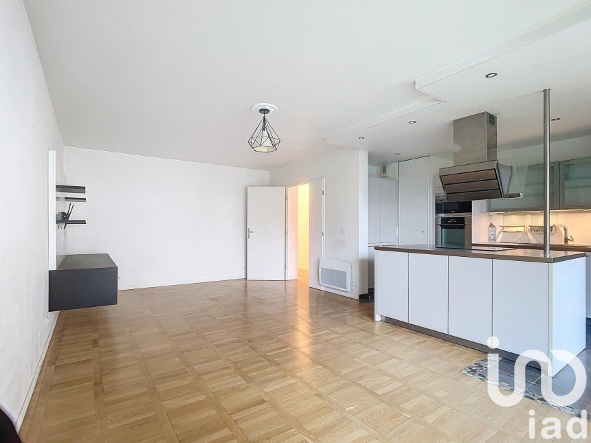 Apartment 3 rooms of 70 m² in Colombes (92700)